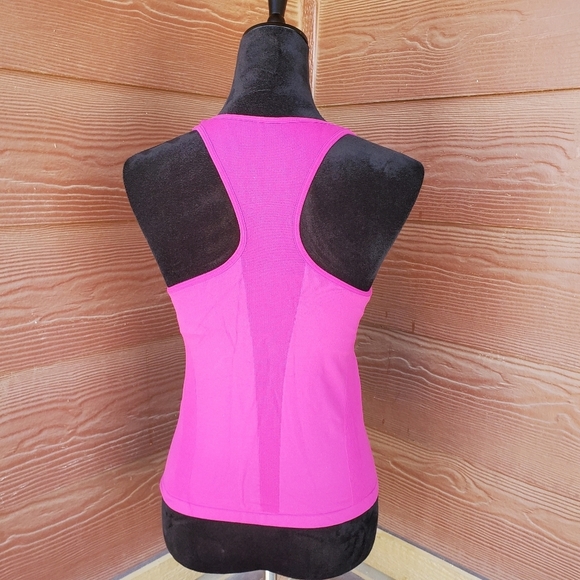 Reebok Play Dry Magenta Pink Women's Size Large Racerback Activewear Tank Top - Picture 16 of 16
